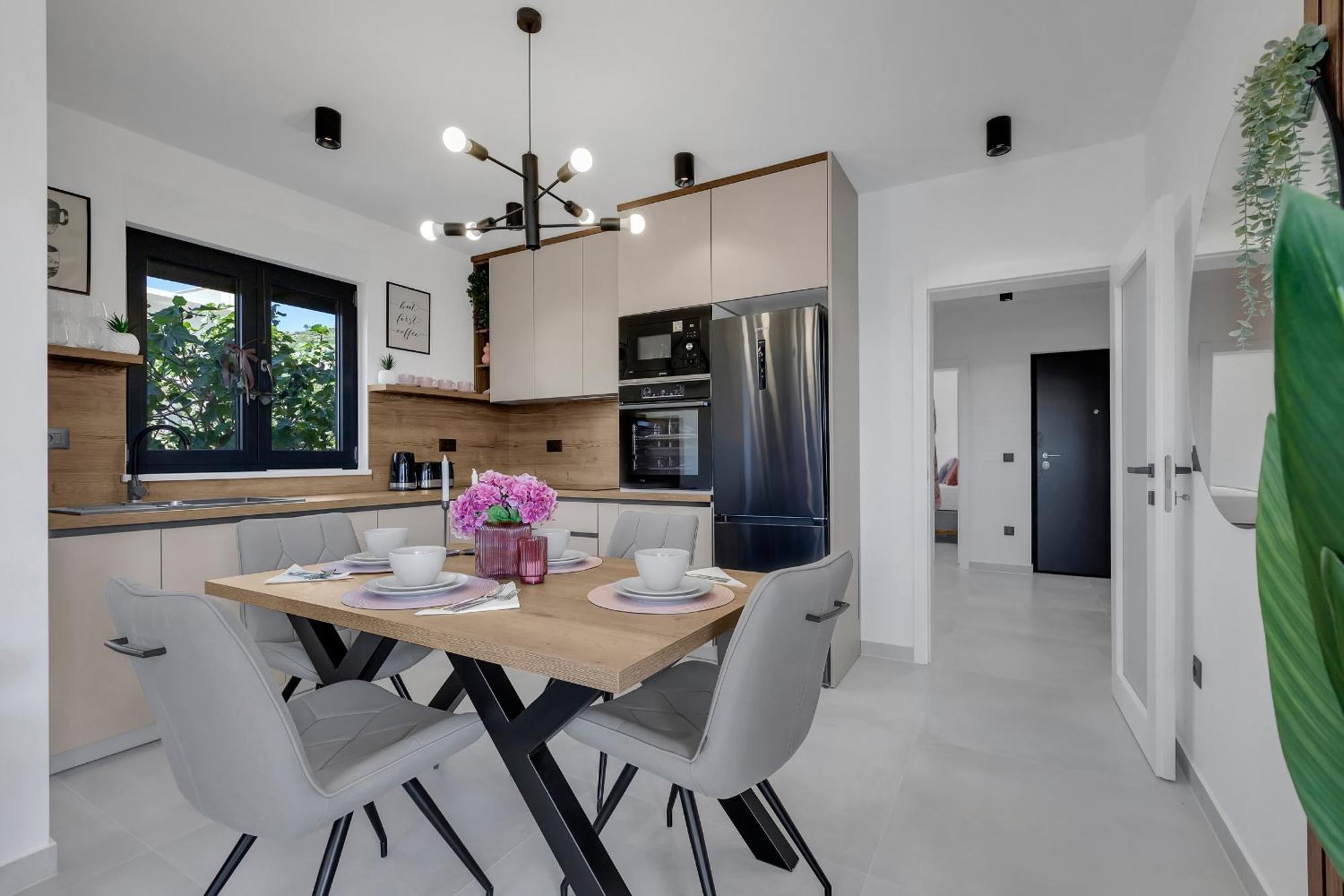 Villa Bomada Tucepi Ngoại thất bức ảnh